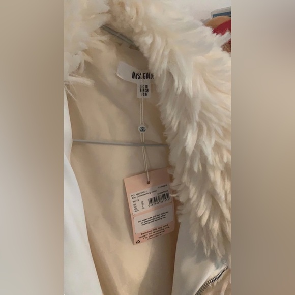 Missguided white fur jacket - Picture 2 of 2